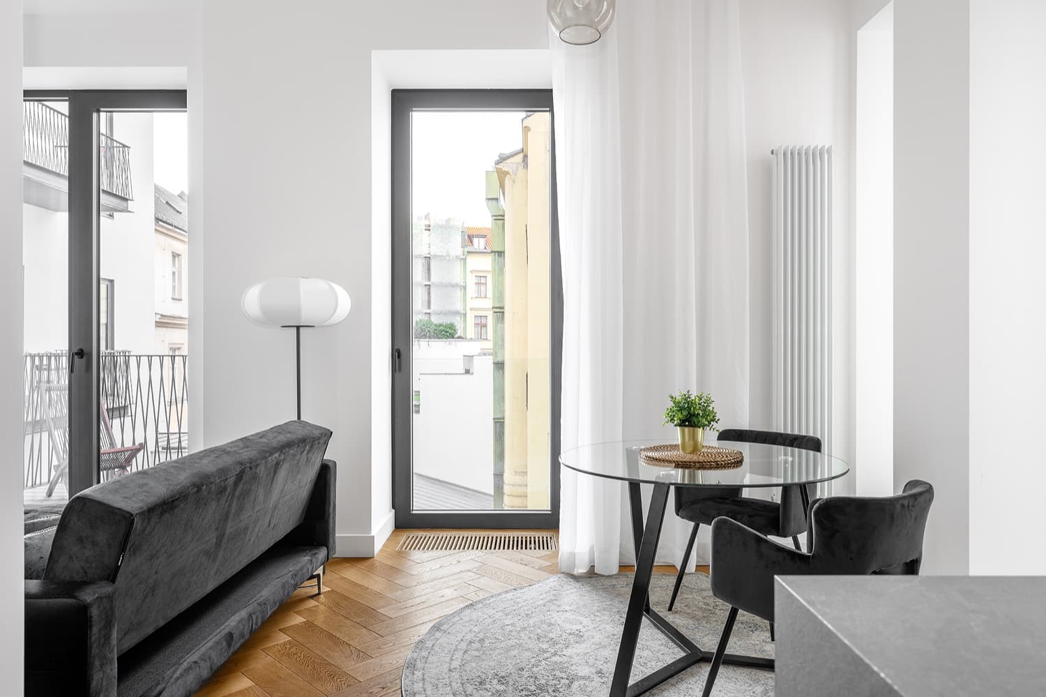 Útulný obývací pokoj apartmánu All Set